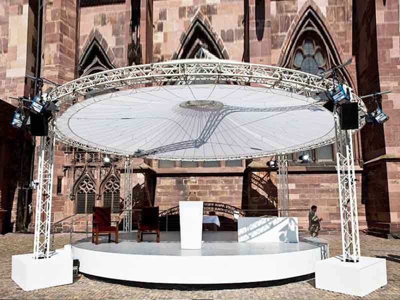 Custom circular truss for events
