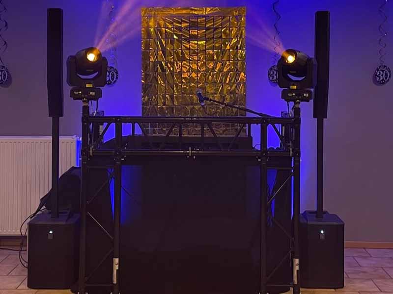 DJ Lighting Truss — خصص إعدادات أداء DJ الخاص بك باستخدام Infitruss